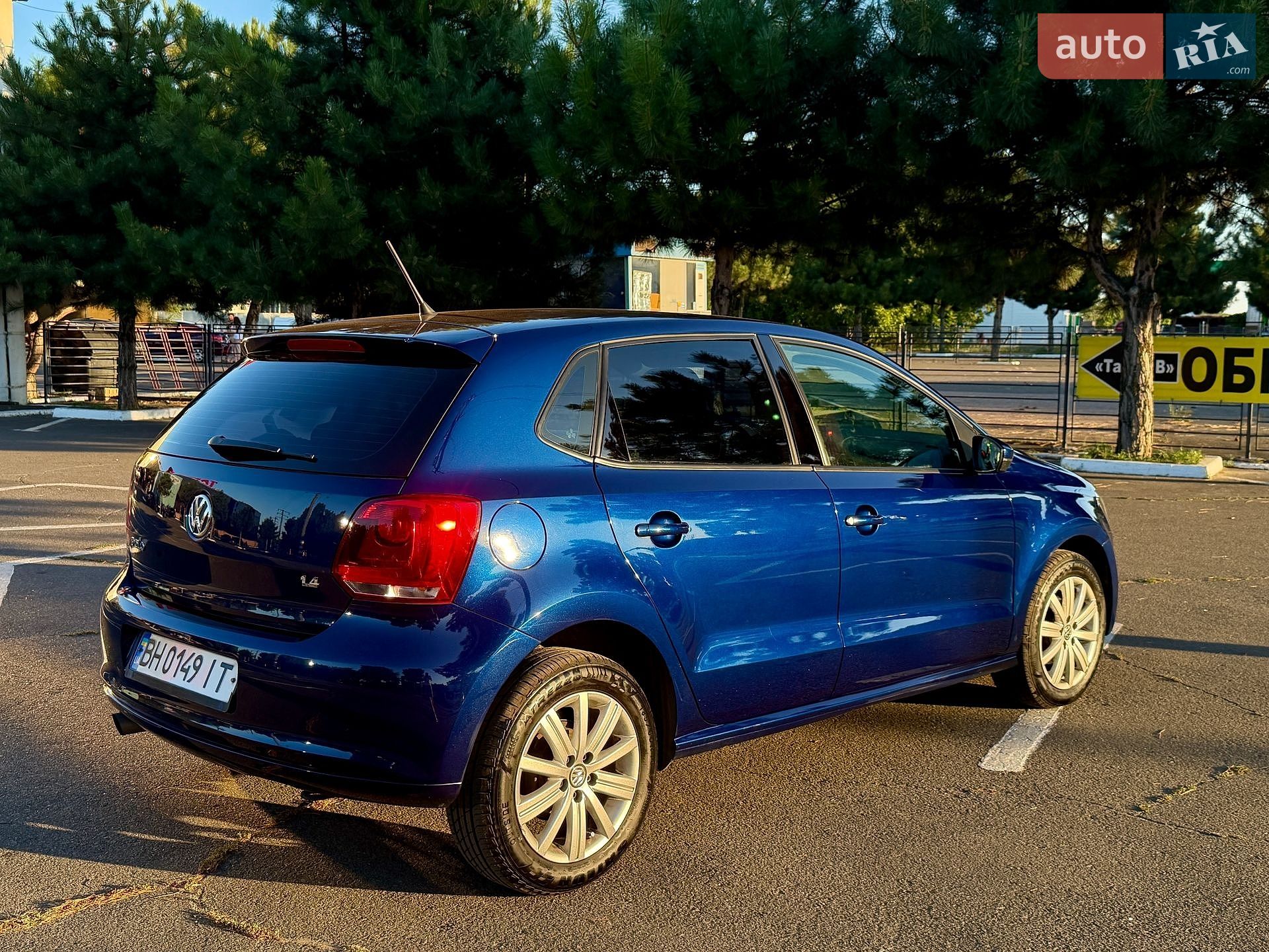 Volkswagen Polo 2010 VIN WVWZZZ6RZBY160994 фото оголошення 14 з 55
