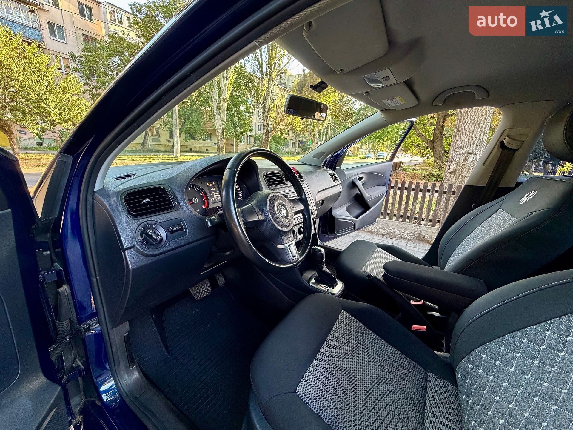 Volkswagen Polo 2010 VIN WVWZZZ6RZBY160994 фото оголошення 15 з 55