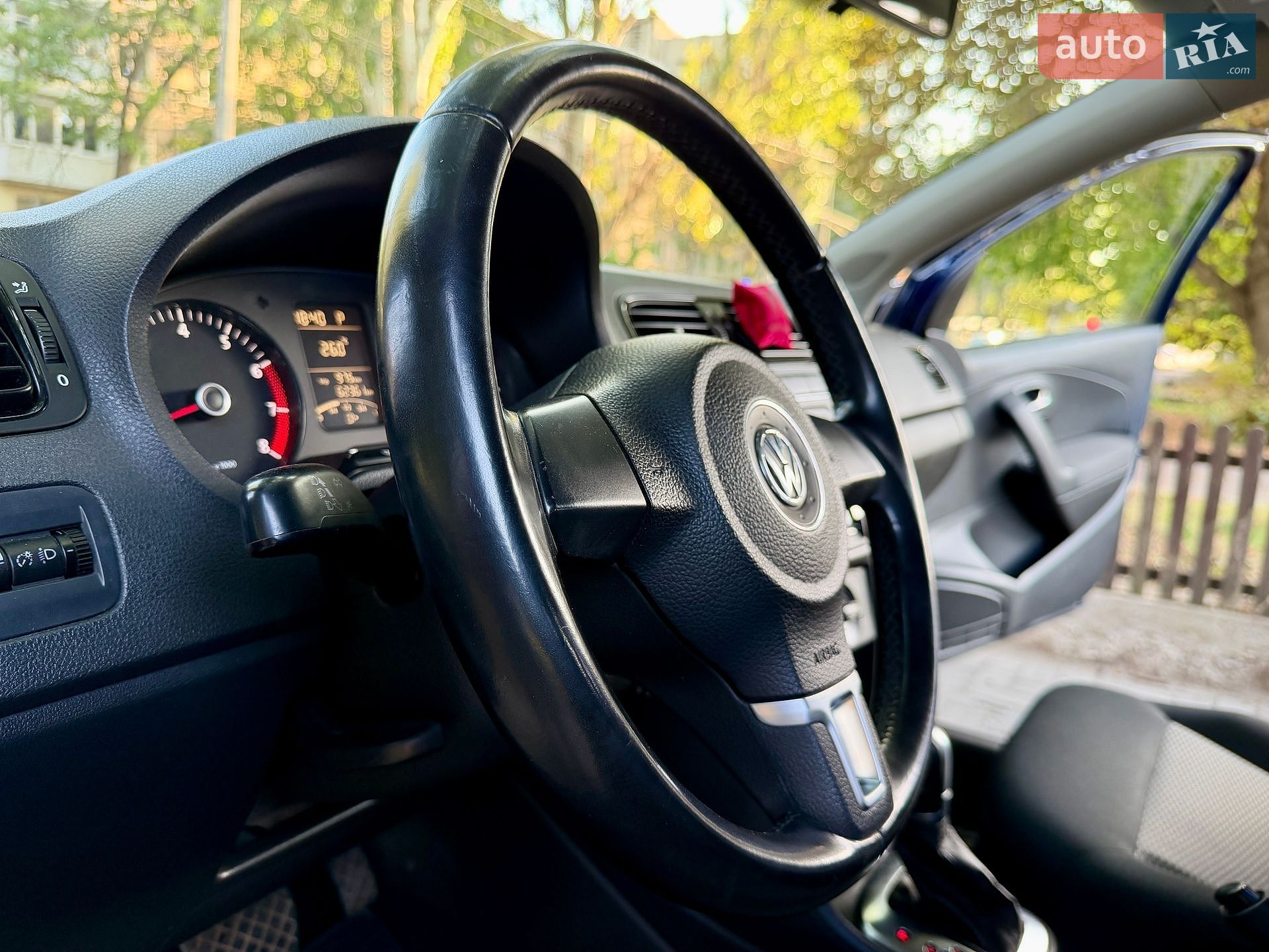 Volkswagen Polo 2010 VIN WVWZZZ6RZBY160994 фото оголошення 17 з 55