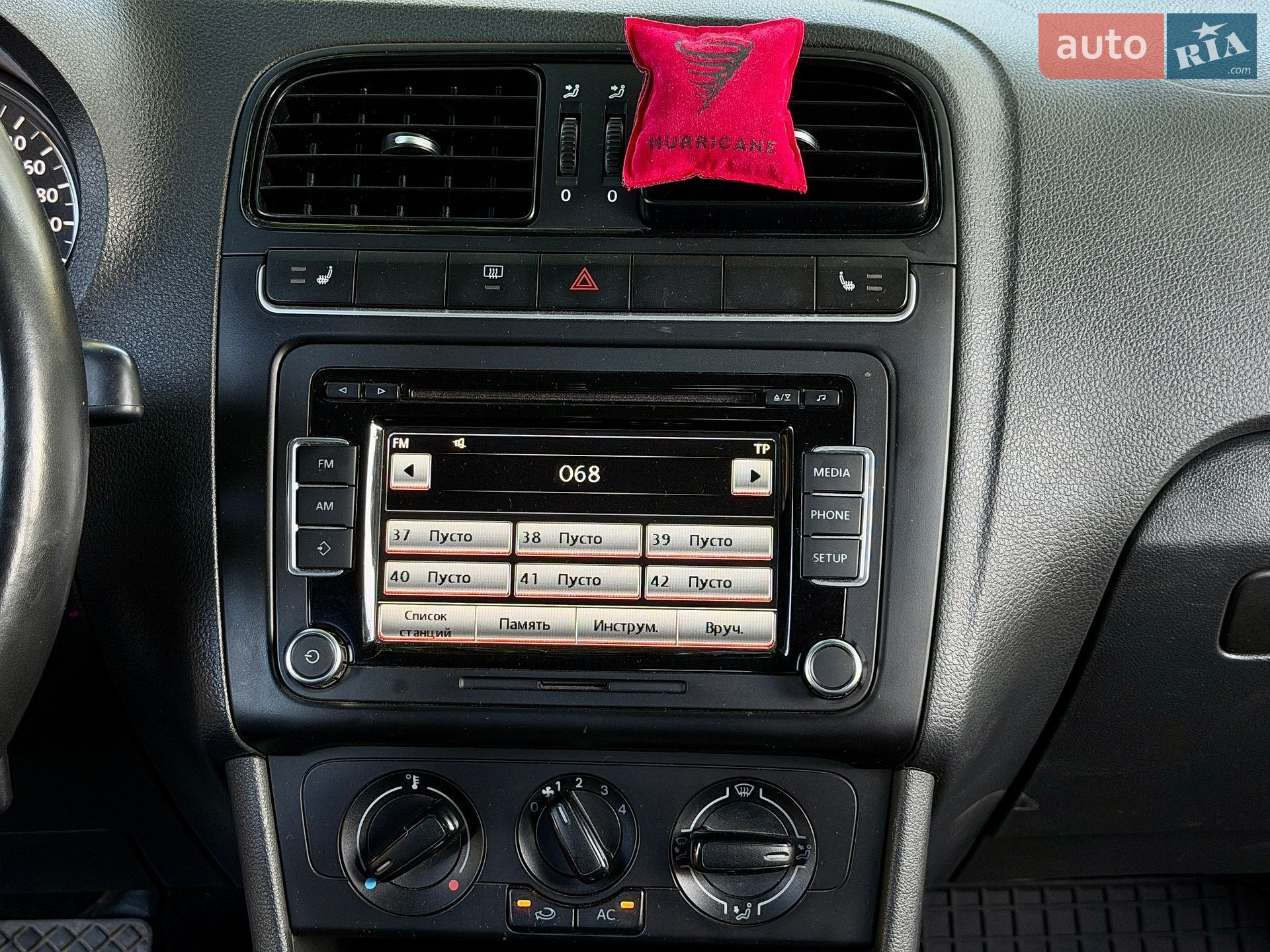 Volkswagen Polo 2010 VIN WVWZZZ6RZBY160994 фото оголошення 25 з 55