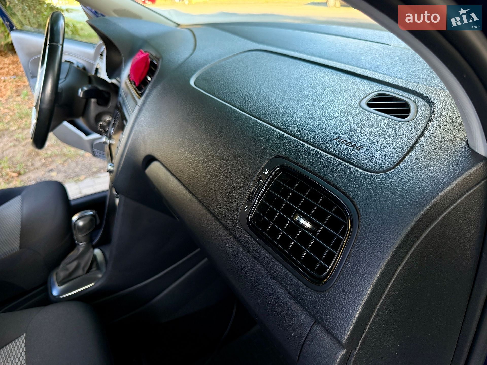 Volkswagen Polo 2010 VIN WVWZZZ6RZBY160994 фото оголошення 23 з 55