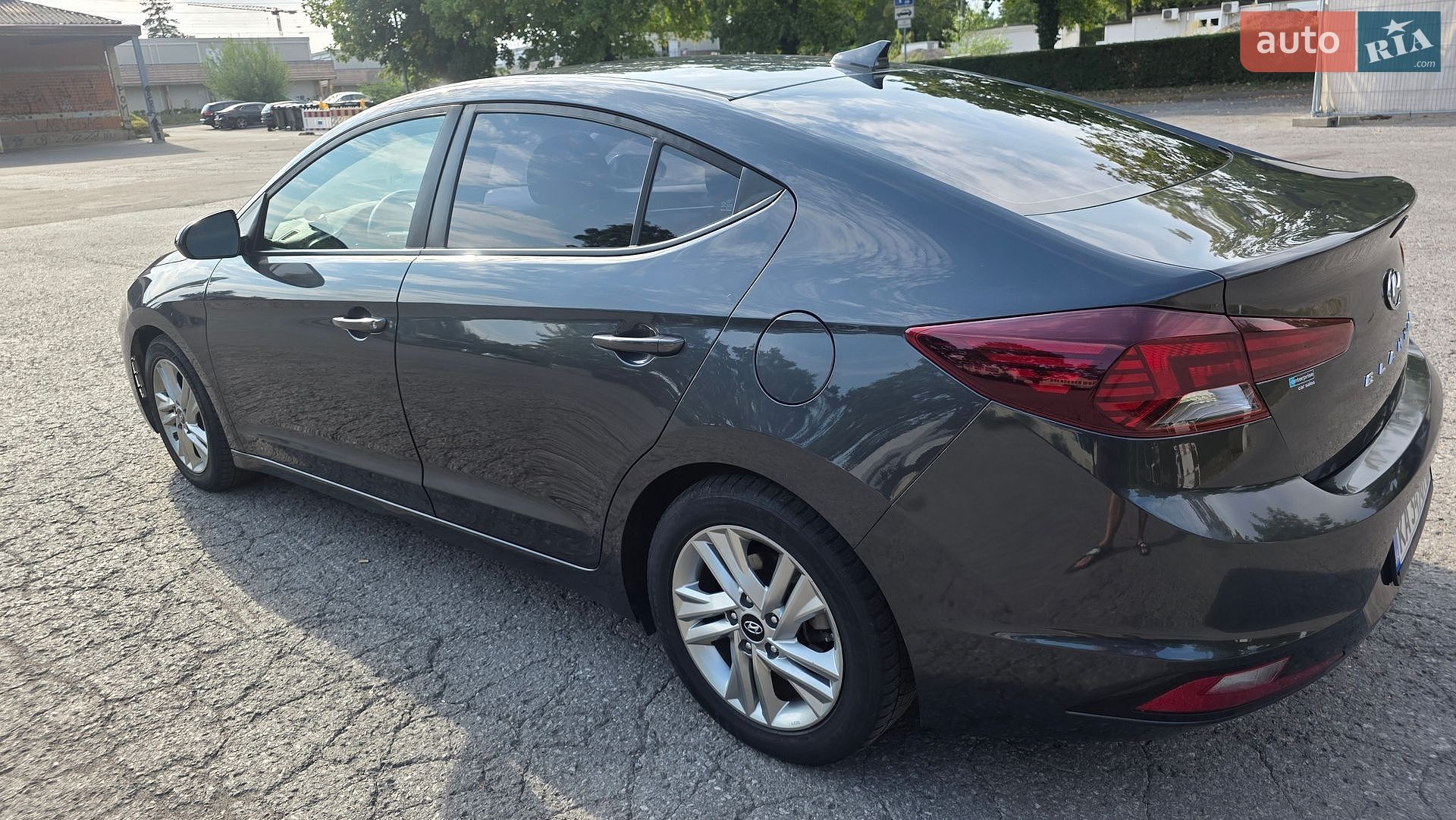 Hyundai Elantra 2019 VIN 5NPD84LF7LH563281 фото оголошення 4 з 8