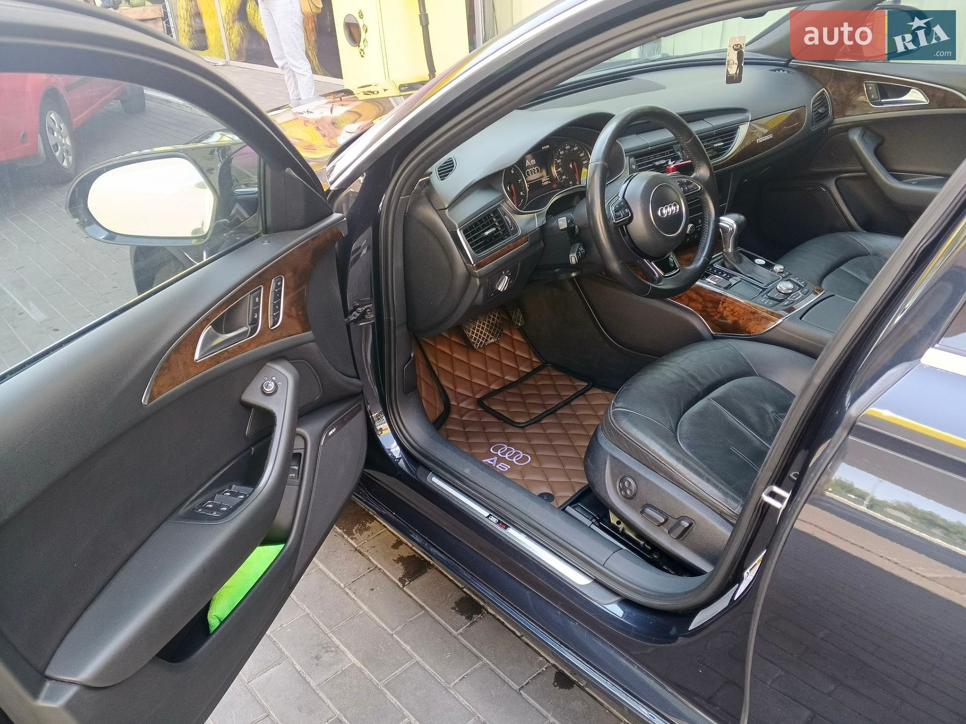 Audi A6 2013 VIN WAUGFAFC5EN027335 фото оголошення 16 з 25