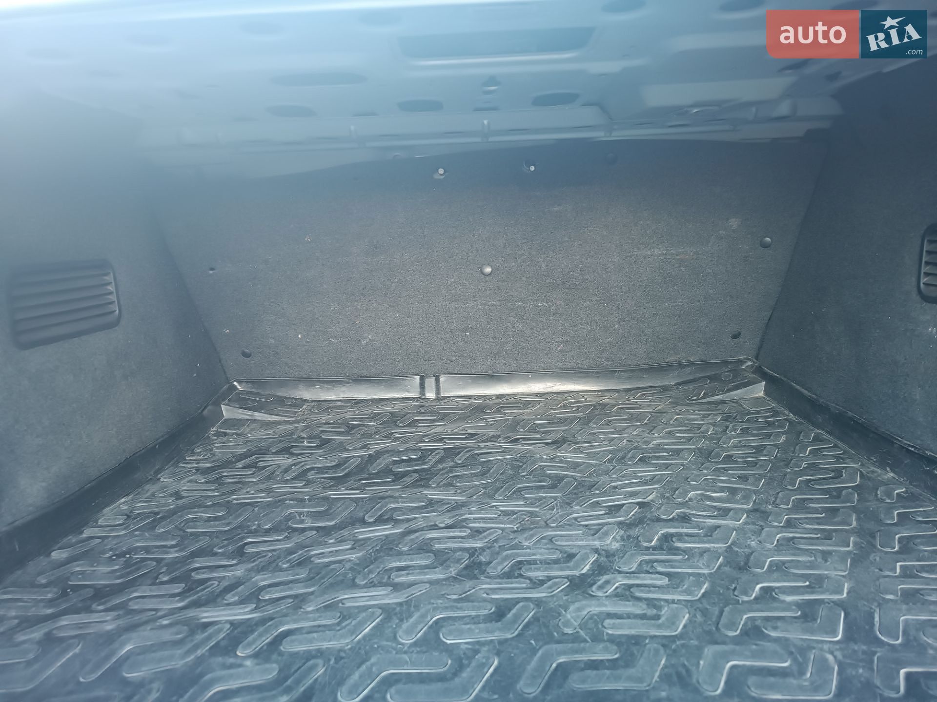 Audi A6 1999 VIN WAUZZZ4BZYN041136 фото оголошення 3 з 12