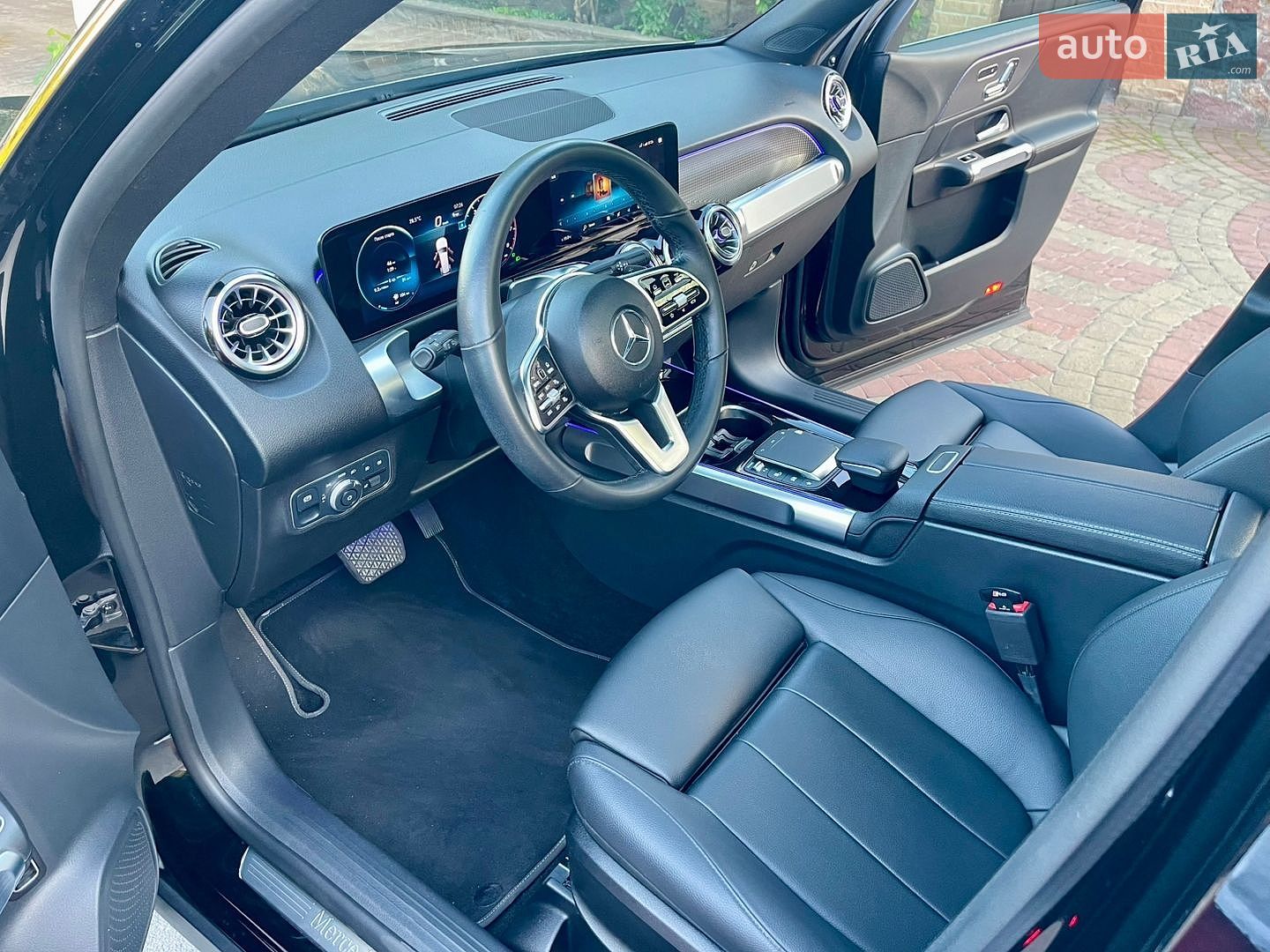 Mercedes-Benz GLB-Class 2023 VIN W1N4M4GB2PW302460 фото оголошення 21 з 39