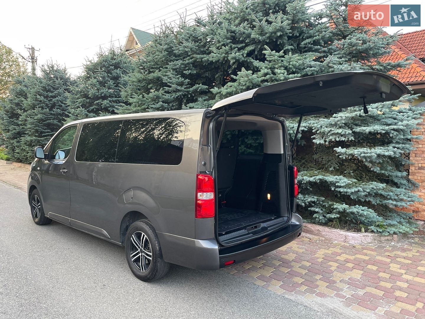 Toyota Proace 2019 VIN YARVEAHXVGZ159484 фото оголошення 4 з 45