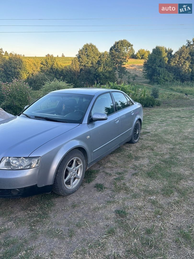 Audi A4 2002 VIN WAUZZZ8E73A111898 фото оголошення 2 з 9