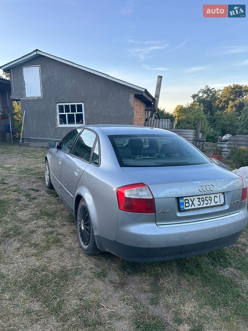 Audi A4 2002 VIN WAUZZZ8E73A111898 фото оголошення 5 з 9