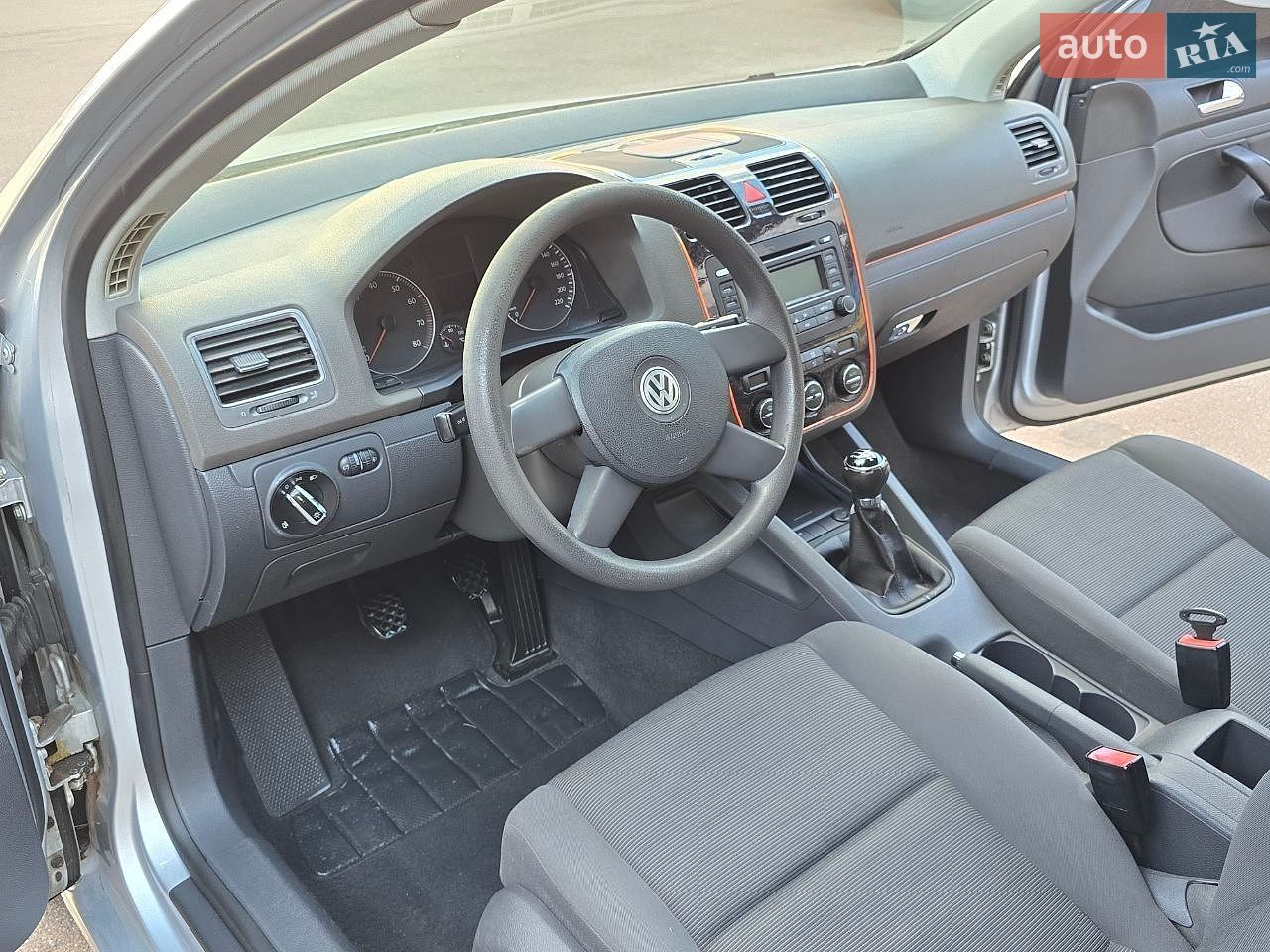 Volkswagen Golf 2005 VIN WVWZZZ1KZ5W247369 фото оголошення 10 з 27