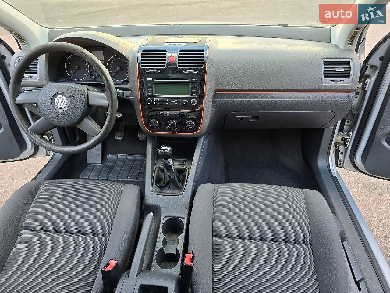 Volkswagen Golf 2005 VIN WVWZZZ1KZ5W247369 фото оголошення 8 з 27