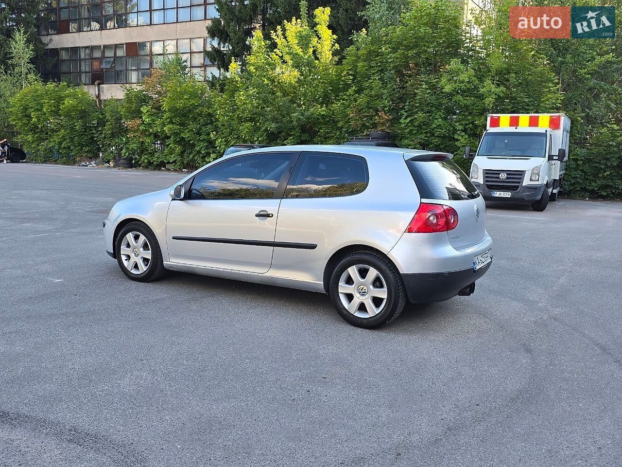 Volkswagen Golf 2005 VIN WVWZZZ1KZ5W247369 фото оголошення 3 з 27