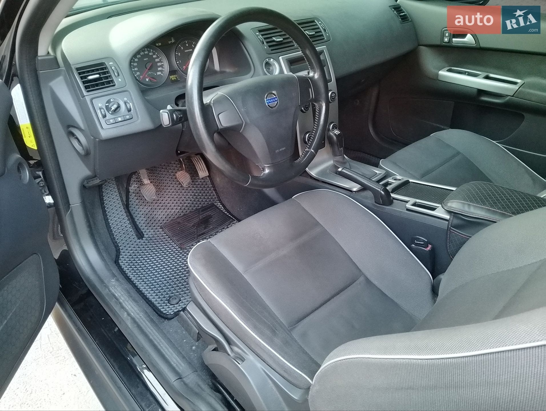 Volvo C30 2008 VIN YV1MK204282080856 фото оголошення 11 з 22