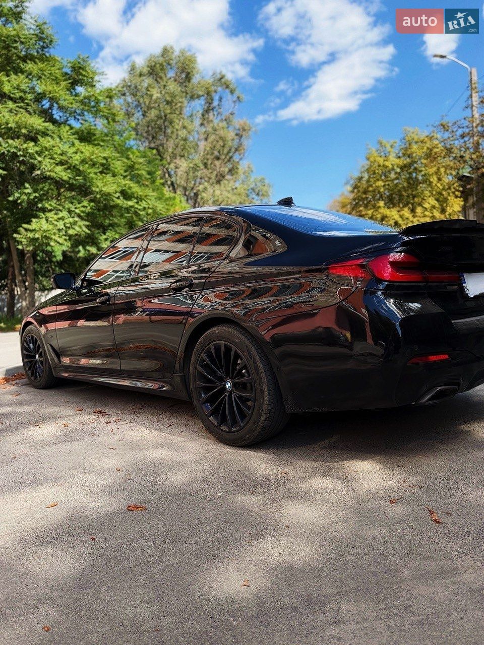 BMW 5 Series 2020 VIN WBA13BJ01MWX02463 фото оголошення 14 з 24