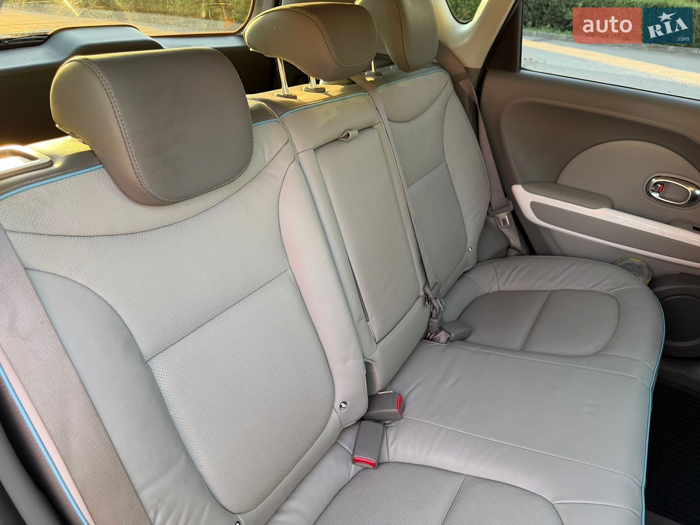 Kia Soul 2017 VIN KNAJX81EFJ7028722 фото оголошення 17 з 25