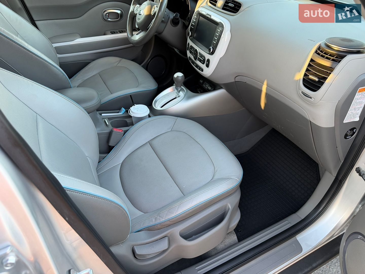 Kia Soul 2017 VIN KNAJX81EFJ7028722 фото оголошення 21 з 25