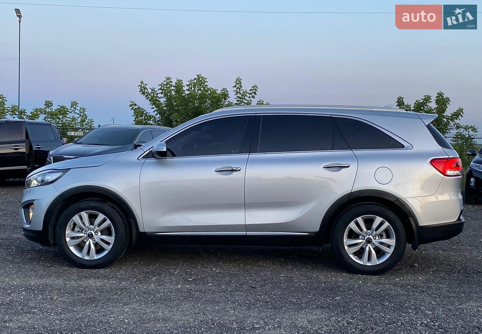 Kia Sorento 2015 VIN KNAPS81ABFA120227 фото оголошення 2 з 34