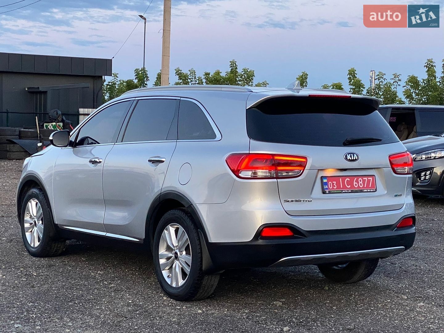 Kia Sorento 2015 VIN KNAPS81ABFA120227 фото оголошення 3 з 34