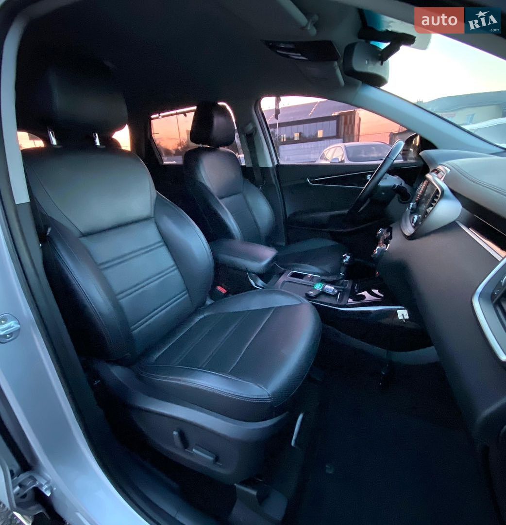 Kia Sorento 2015 VIN KNAPS81ABFA120227 фото оголошення 10 з 34