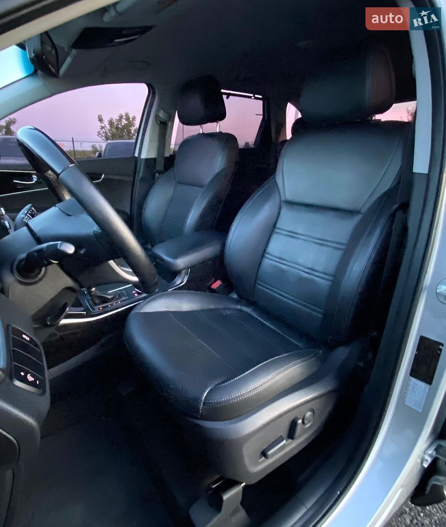 Kia Sorento 2015 VIN KNAPS81ABFA120227 фото оголошення 12 з 34