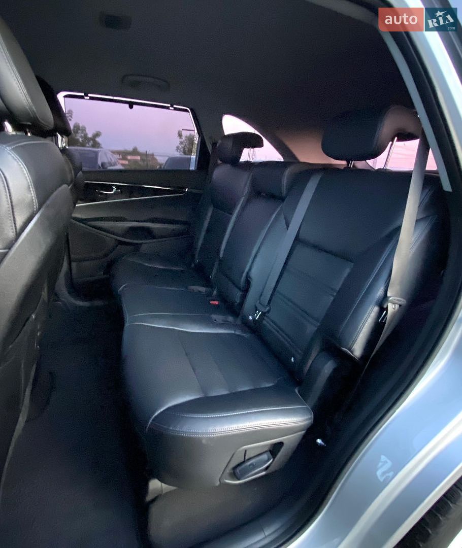 Kia Sorento 2015 VIN KNAPS81ABFA120227 фото оголошення 21 з 34