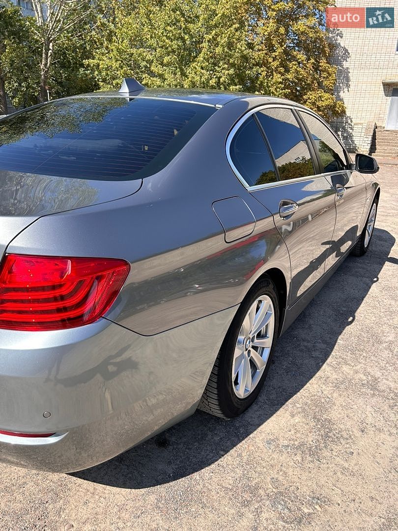 BMW 5 Series 2013 VIN WBA5A5C53ED503400 фото оголошення 4 з 12