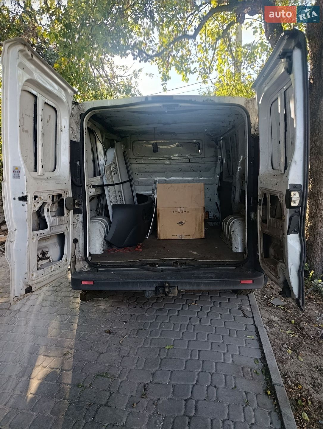 Renault Trafic 2008 VIN VF1FLAHA68Y266371 фото оголошення 2 з 11