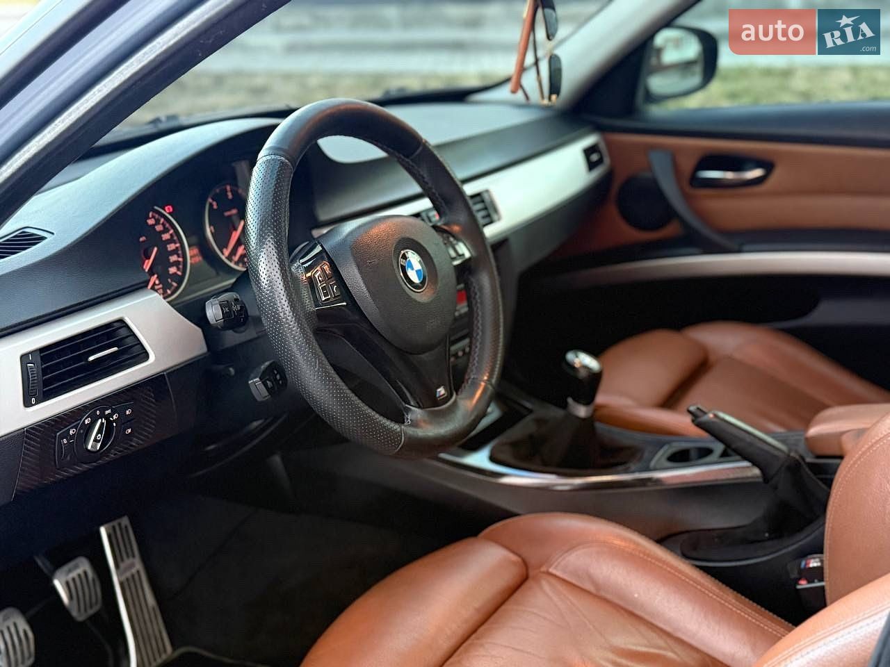 BMW 3 Series 2009 VIN WBAUX11020A623564 фото оголошення 15 з 25