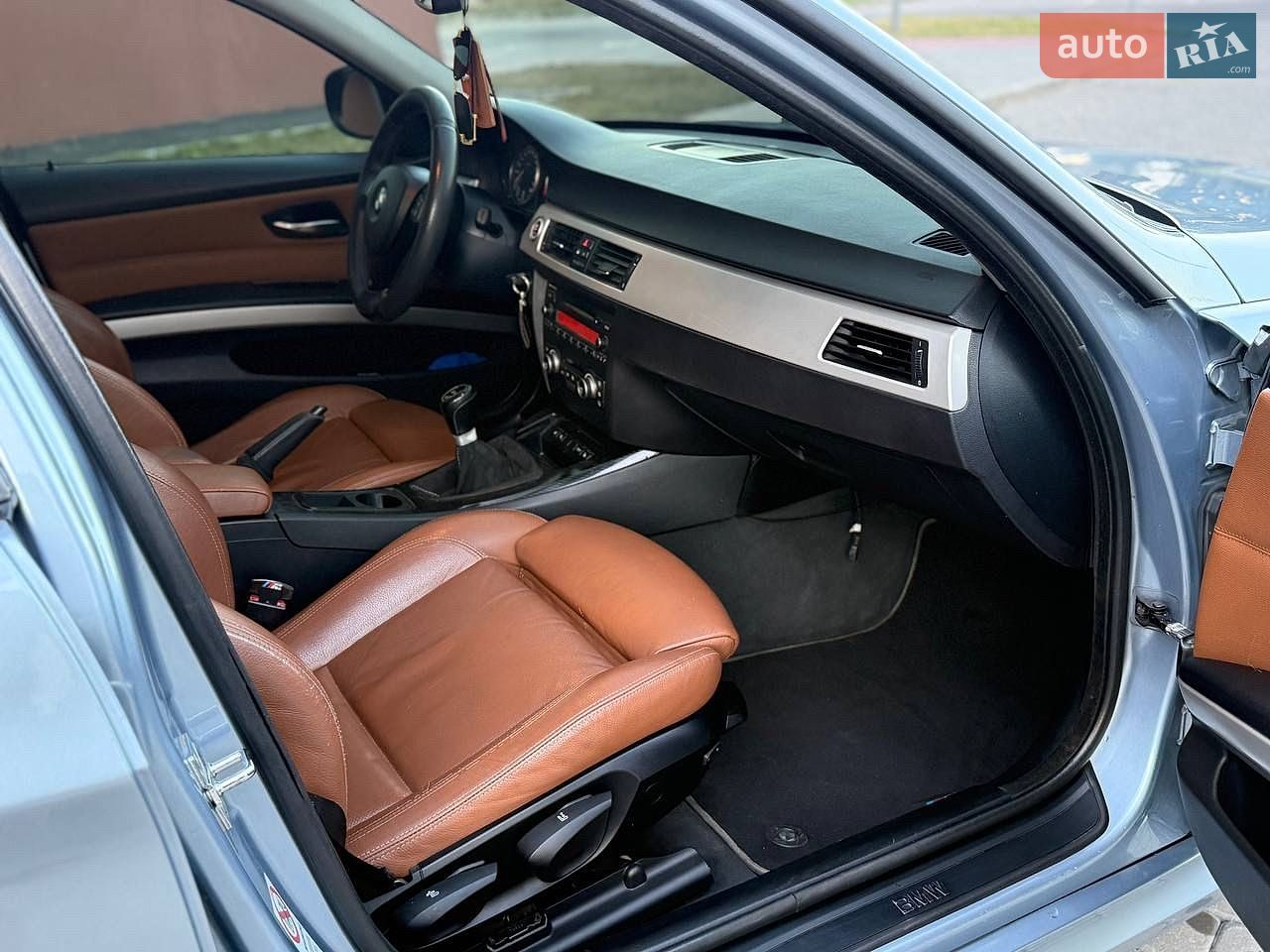BMW 3 Series 2009 VIN WBAUX11020A623564 фото оголошення 23 з 25