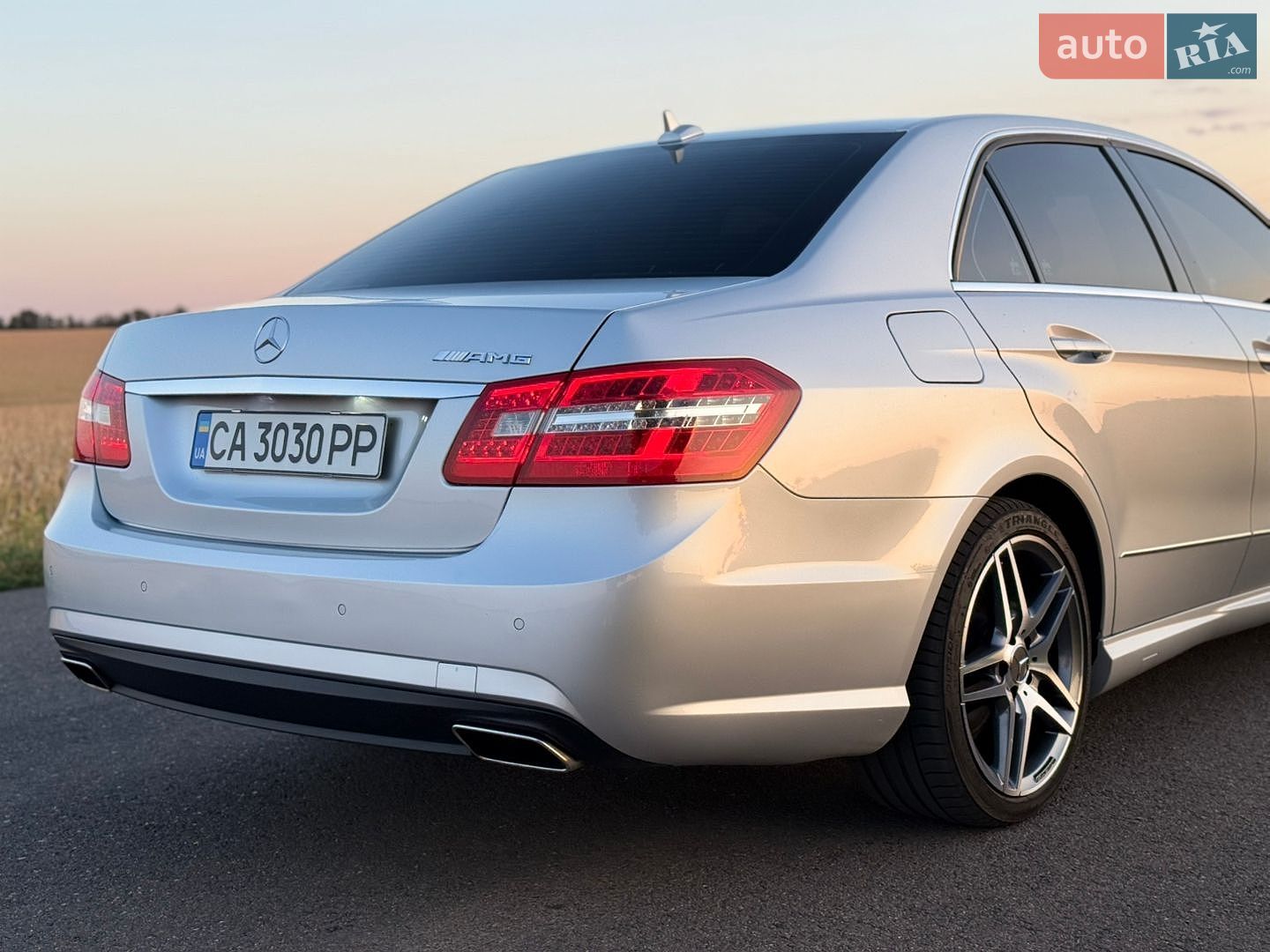 Mercedes-Benz E-Class 2011 VIN WDD2120051A487577 фото оголошення 5 з 20