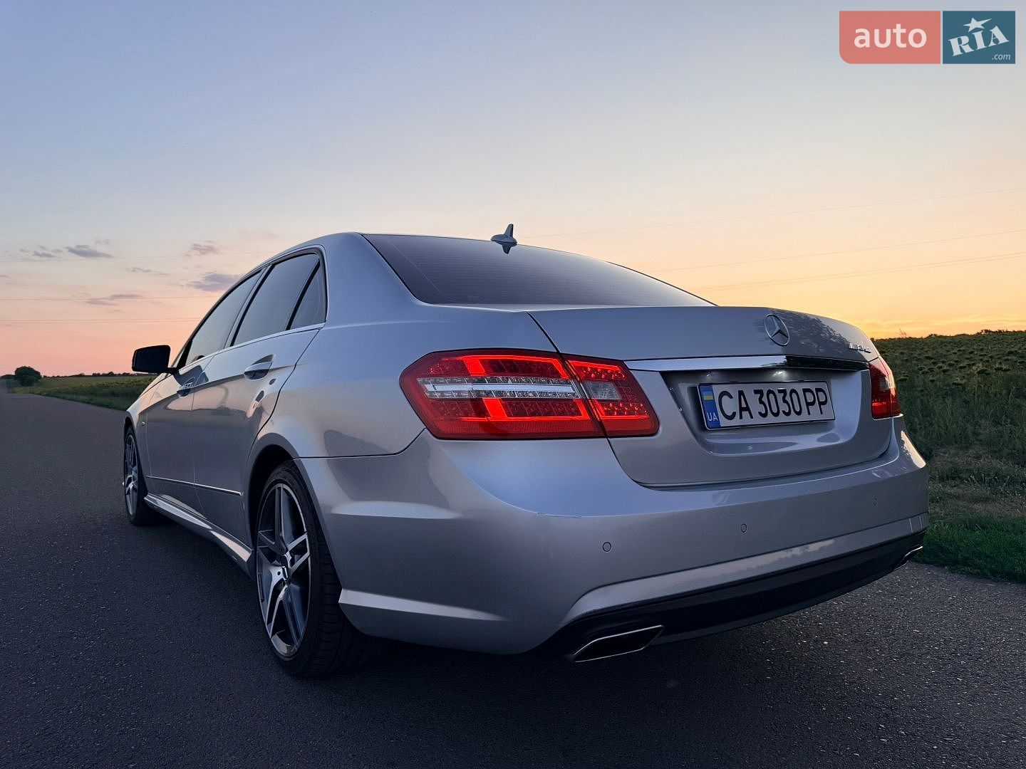 Mercedes-Benz E-Class 2011 VIN WDD2120051A487577 фото оголошення 7 з 20