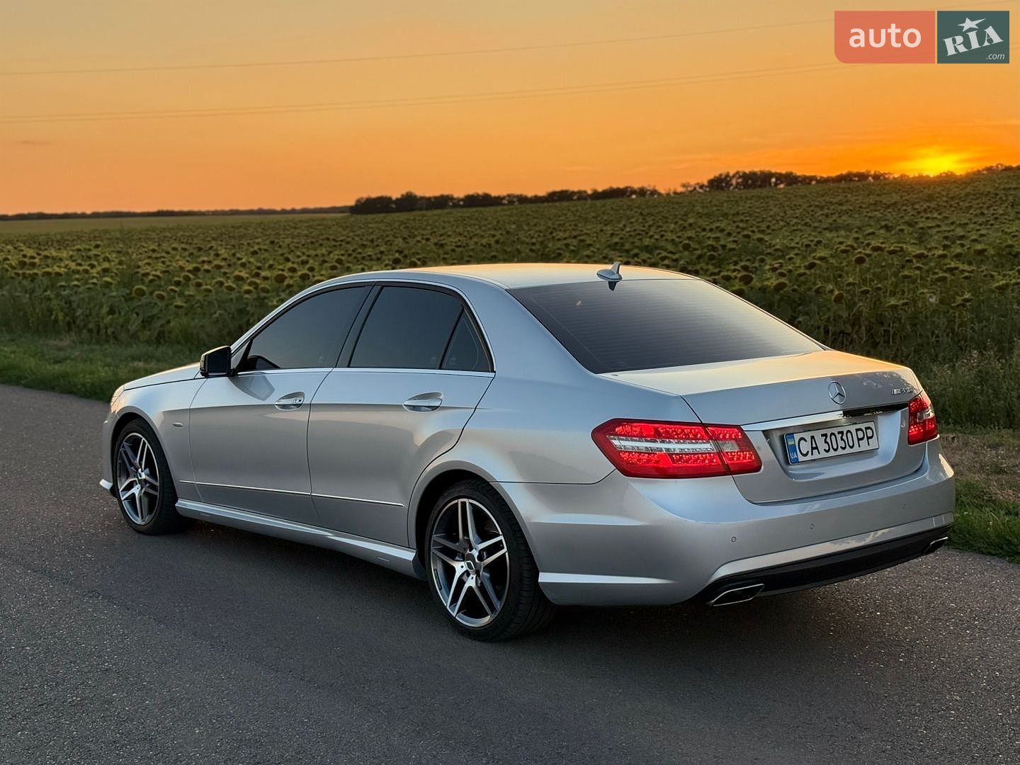 Mercedes-Benz E-Class 2011 VIN WDD2120051A487577 фото оголошення 2 з 20