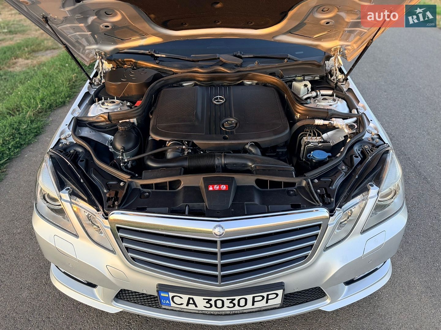 Mercedes-Benz E-Class 2011 VIN WDD2120051A487577 фото оголошення 19 з 20