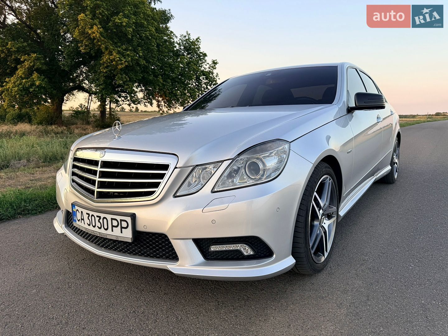 Mercedes-Benz E-Class 2011 VIN WDD2120051A487577 фото оголошення 3 з 20
