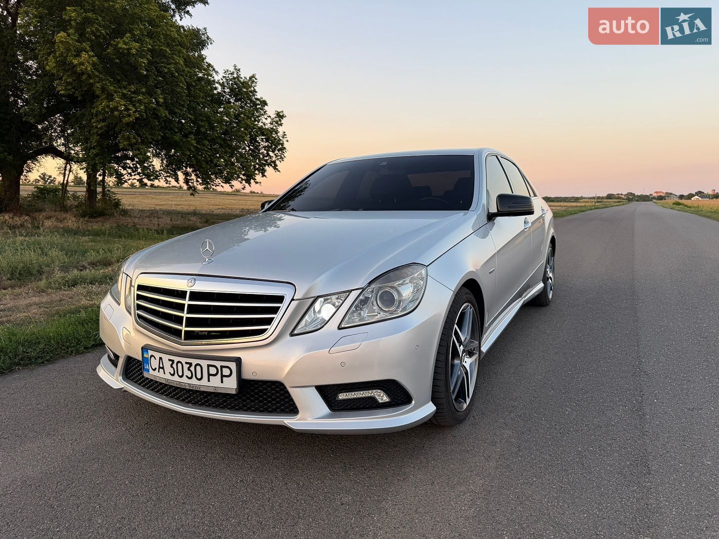 Mercedes-Benz E-Class 2011 VIN WDD2120051A487577 фото оголошення 4 з 20