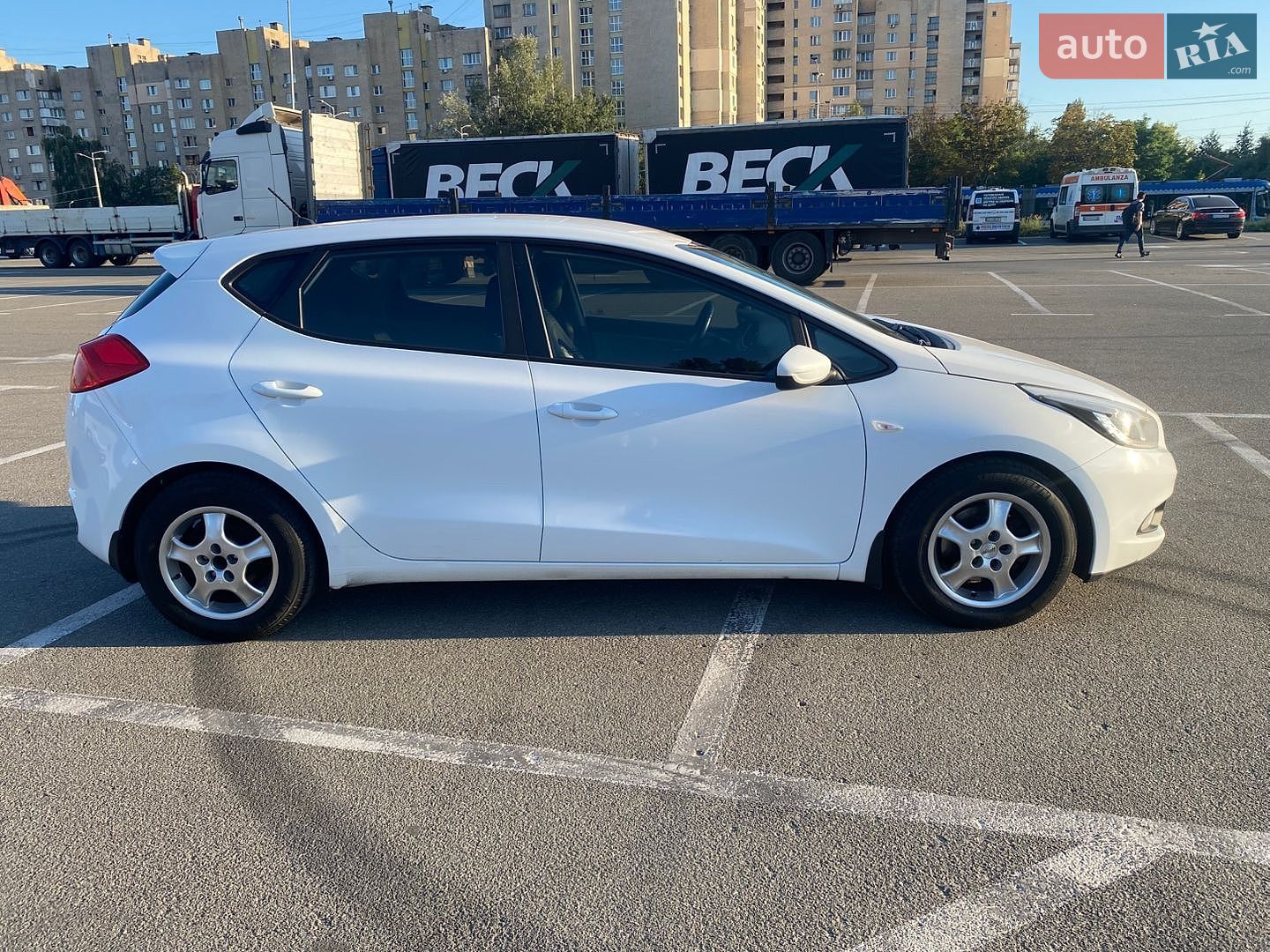 Kia Ceed 2013 VIN U5YHN512ADL054687 фото оголошення 6 з 24