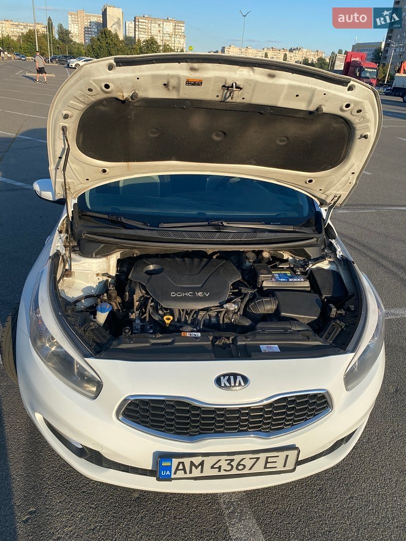 Kia Ceed 2013 VIN U5YHN512ADL054687 фото оголошення 12 з 24