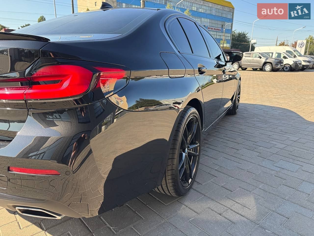 BMW 5 Series 2022 VIN WBA53BH05NWX48273 фото оголошення 17 з 31