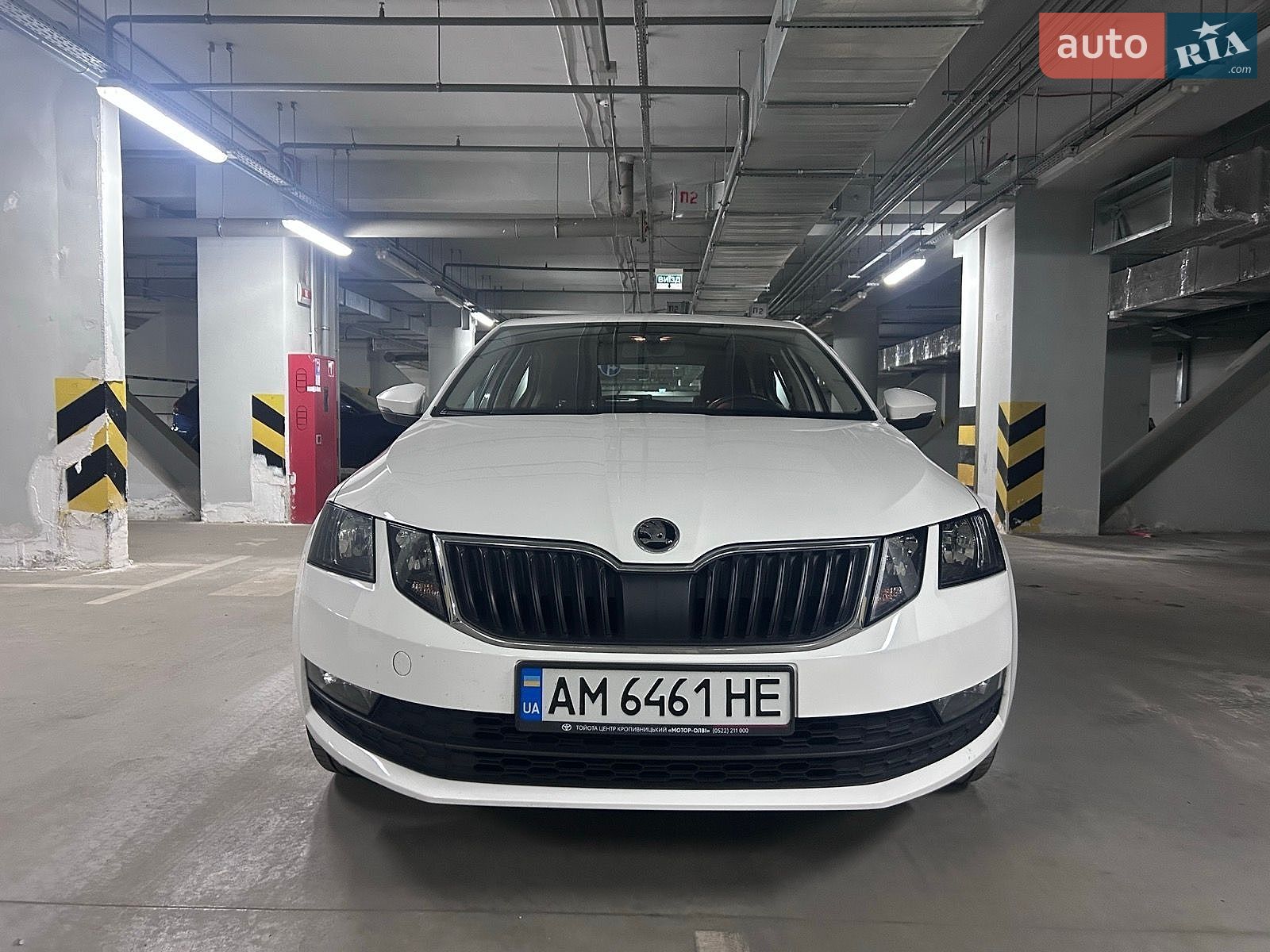 Skoda Octavia 2017 VIN TMBAC2NE2JB007694 фото оголошення 2 з 29