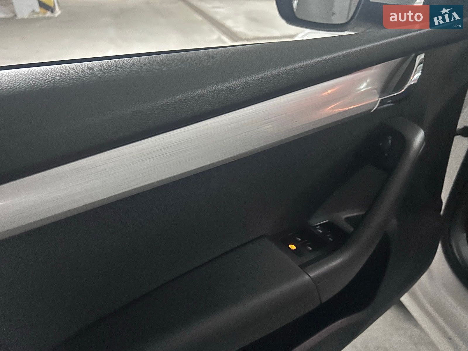 Skoda Octavia 2017 VIN TMBAC2NE2JB007694 фото оголошення 17 з 29