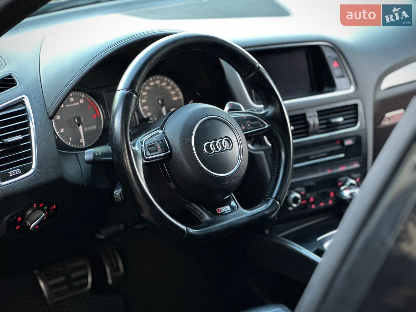 Audi SQ5 2013 VIN WA1CGAFP4EA024025 фото оголошення 8 з 16