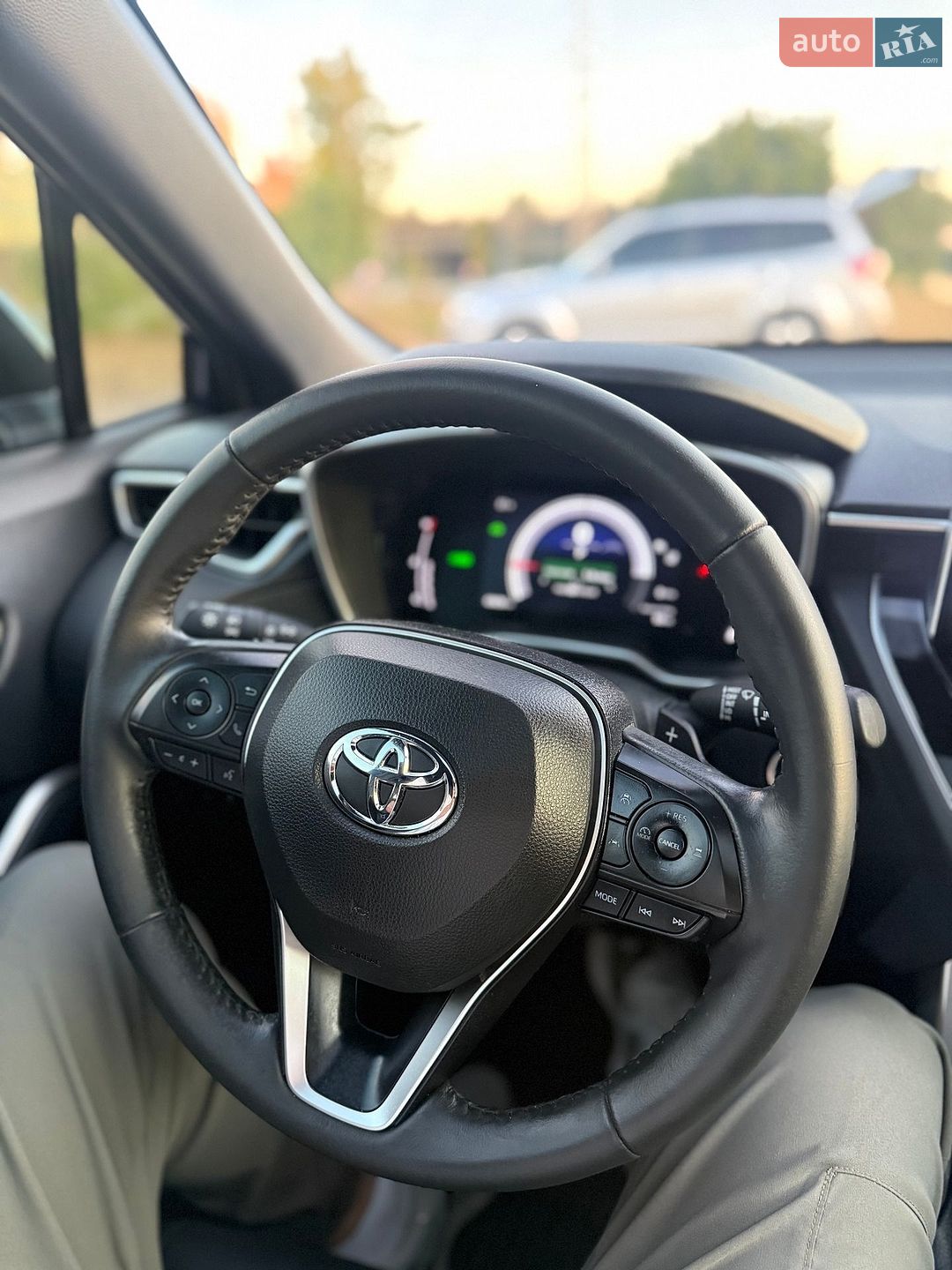 Toyota Corolla Cross 2023 VIN 7MUFBABG6PV014602 фото оголошення 16 з 29