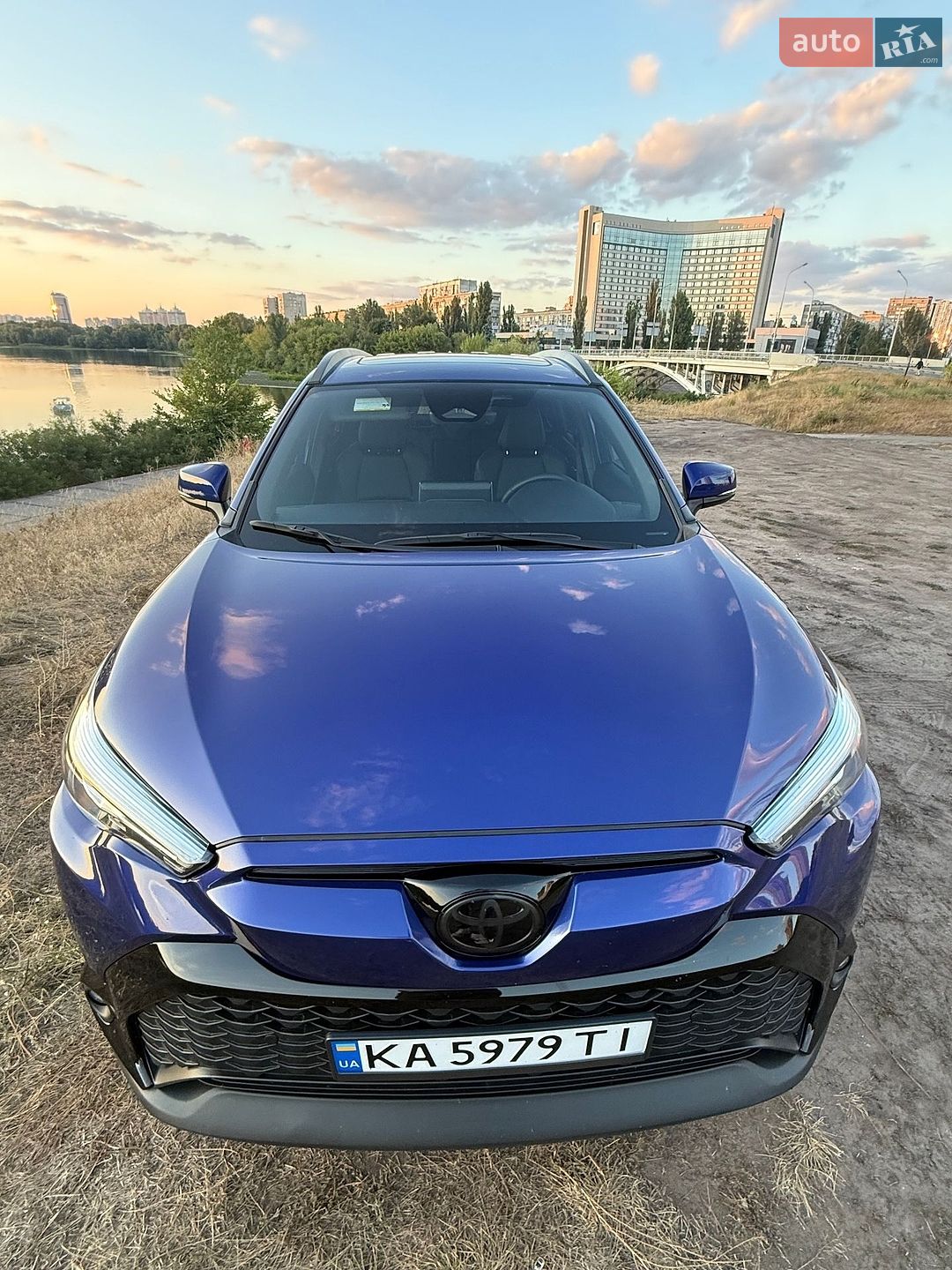 Toyota Corolla Cross 2023 VIN 7MUFBABG6PV014602 фото оголошення 8 з 29