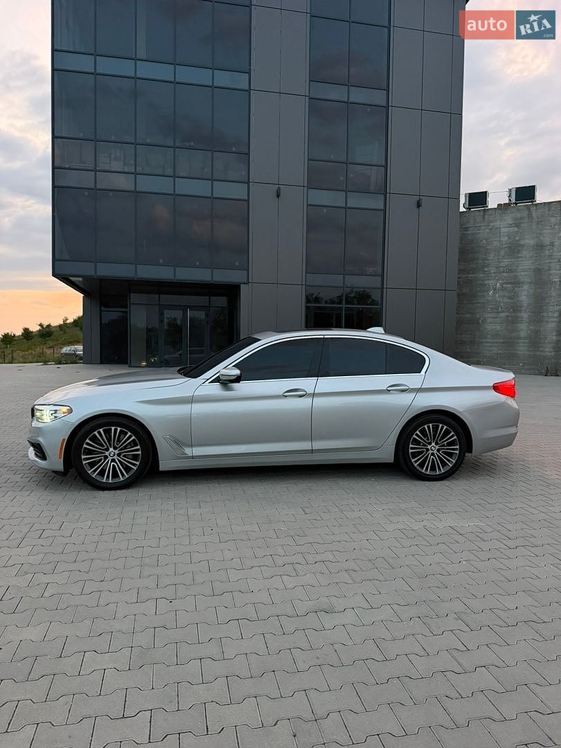 BMW 5 Series 2018 VIN WBAJA5C5XKWW08031 фото оголошення 7 з 17