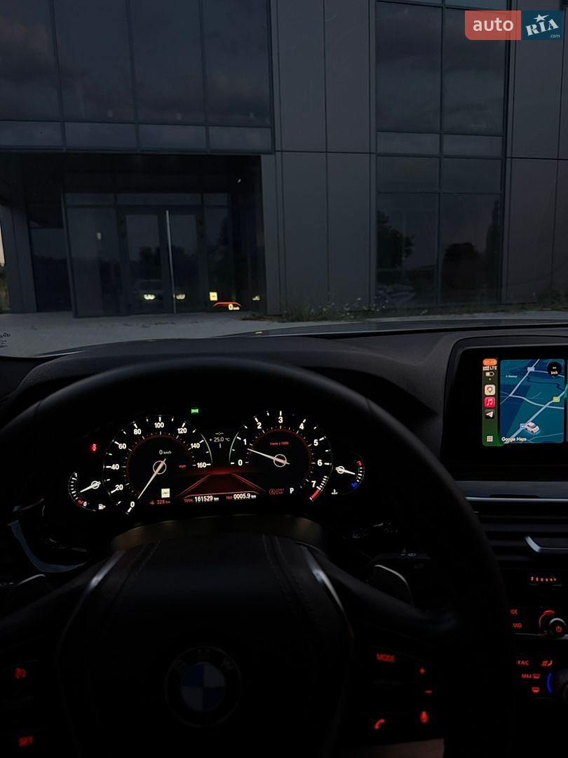BMW 5 Series 2018 VIN WBAJA5C5XKWW08031 фото оголошення 12 з 17