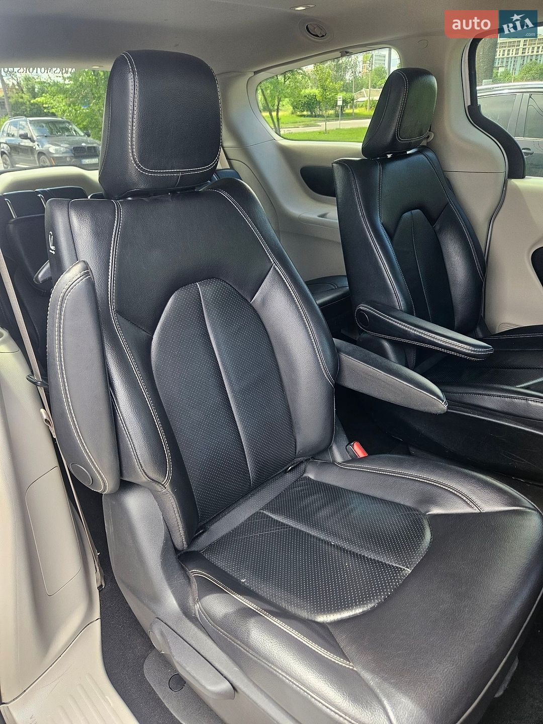 Chrysler Pacifica 2022 VIN 2C4RC1L71NR164223 фото оголошення 15 з 15