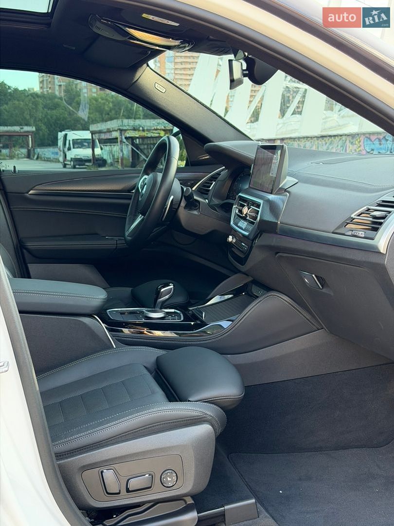 BMW X4 2024 VIN WBA21DT0XR9X12966 фото оголошення 44 з 45