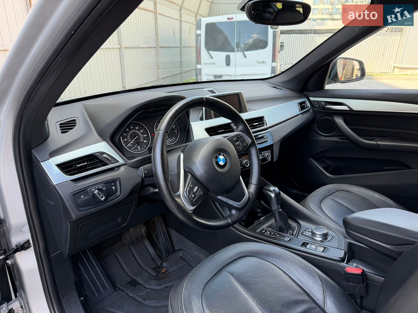 BMW X1 2016 VIN WBXHT3C34H5F78950 фото оголошення 13 з 24