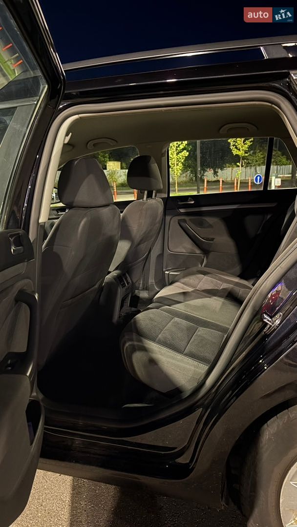 Volkswagen Golf 2008 VIN WVWZZZ1KZ8M363656 фото оголошення 8 з 15