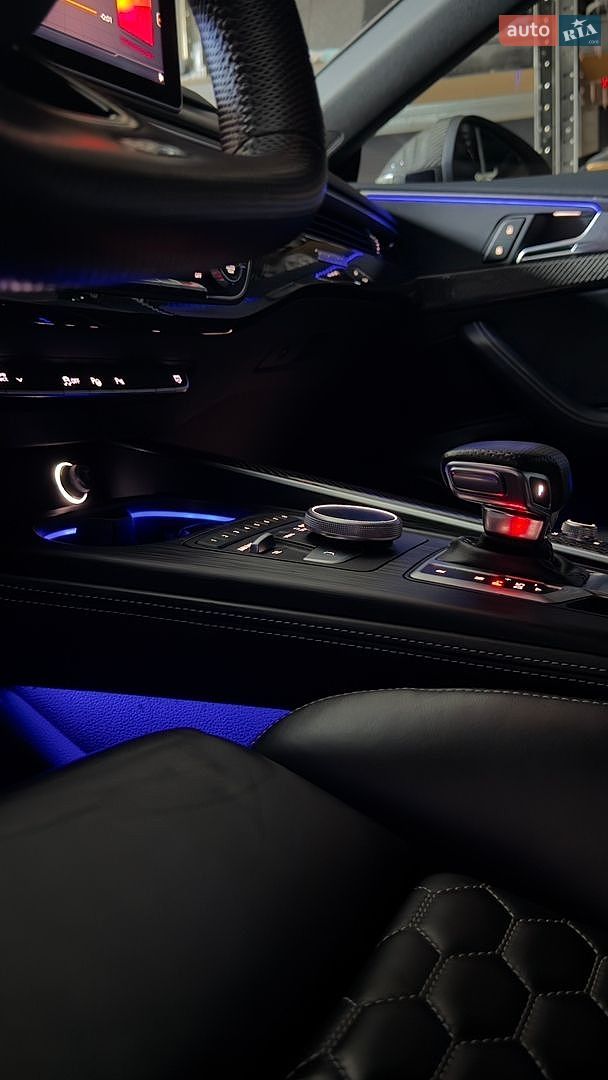 Audi RS5 2018 VIN WUABWCF54KA901075 фото оголошення 21 з 27