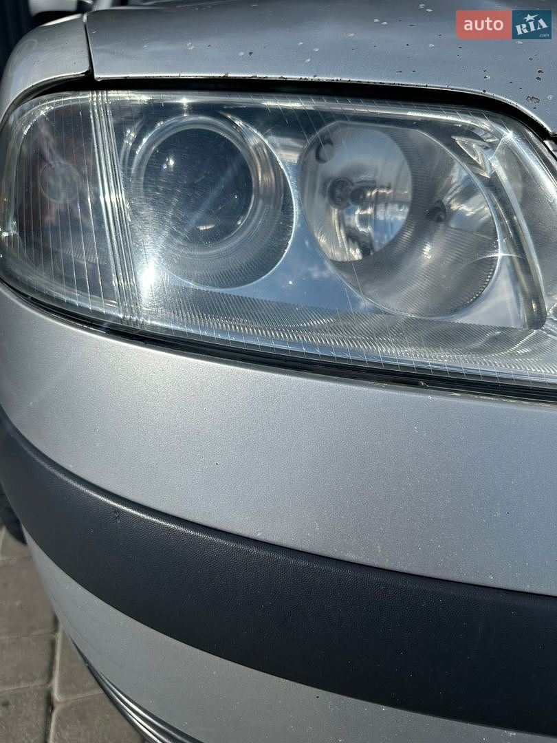 Volkswagen Passat 2003 VIN WVWZZZ3BZ4E133840 фото оголошення 34 з 39